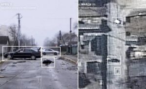 A la izquierda foto de un cadáver junto a varios coches en Bucha que coincide con otra tomada desde un satélite antes de la retirada rusa | Foto: Maldita