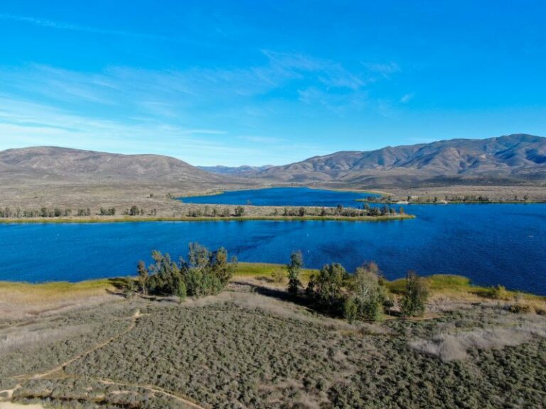 Embalse bajo de agua | Foto de Servimedia