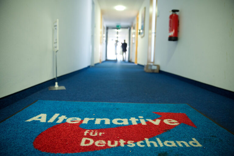 Vista de la sede federal de Alternativa para Alemania (AfD) en Berlín. La Fiscalía de Berlín realizó un registro de las oficinas del partido ultraderechista por indagaciones sobre el financiamiento de la campaña electoral de 2017 - Foto: Jörg Carstensen / dpa / picture alliance / dpa