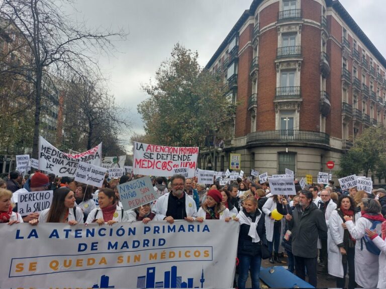 Médicos y pediatras de Atención Primaria (Foto: Amyts)