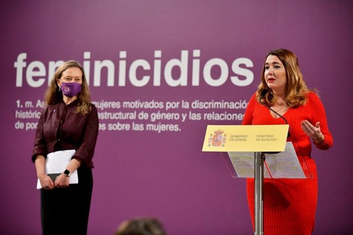 La secretaria de Estado de Igualdad, Ángela Rodríguez, y la delegada del Gobierno contra la Violencia de Género, Victoria Rosell. (Foto: Igualdad)