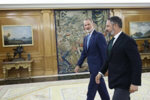 El Rey Felipe VI con Santiago Abascal, presidente de Vox / Foto: Casa Real