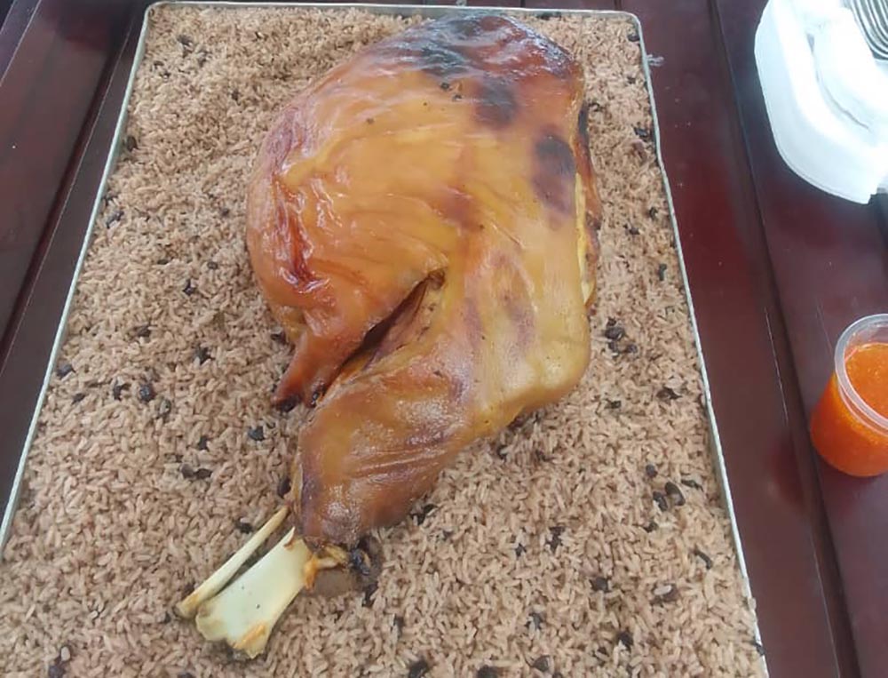 pierna.cerdo pierna.cerdo