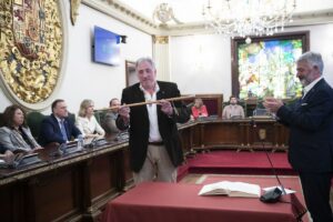 Joseba Asiron, nuevo alcalde de Pamplona. (Foto: Ayuntamiento de Pamplona)