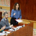 La presidenta de la Comunidad de Madrid, Isabel Díaz Ayuso, en el pleno de la Asamblea