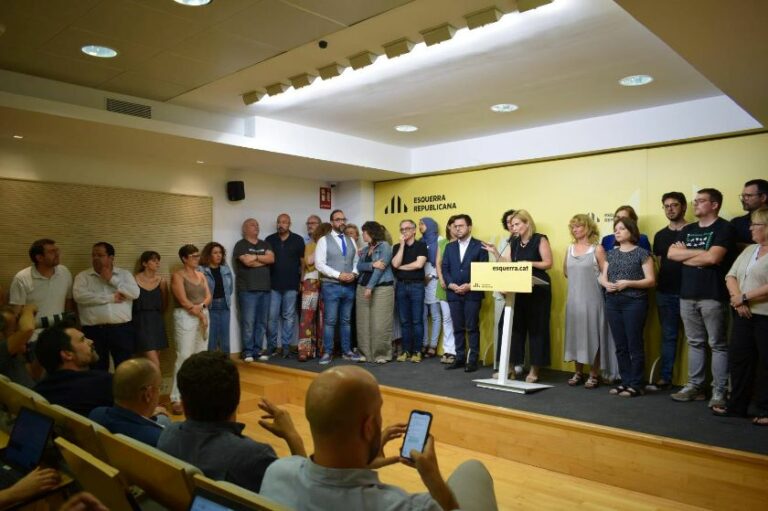 La portavoz de Esquerra, Raquel Sans, en una comparecencia ante los medios. (Foto: ERC)