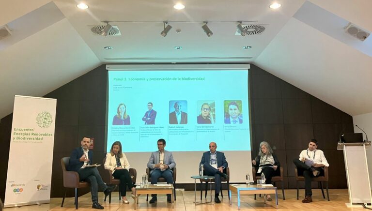 Imagen del encuentro para fomentar las mejores prácticas entre renovables y biodiversidad en el Real Sitio de La Granja de San Ildefonso (Segovia), en el marco del Programa Convive. (Foto: Iberdrola)