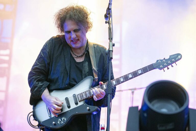 Robert Smith