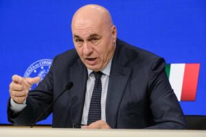 Guido Crosetto, ministro de Defensa de Italia - Europa Press/Contacto/Mauro Scrobogna