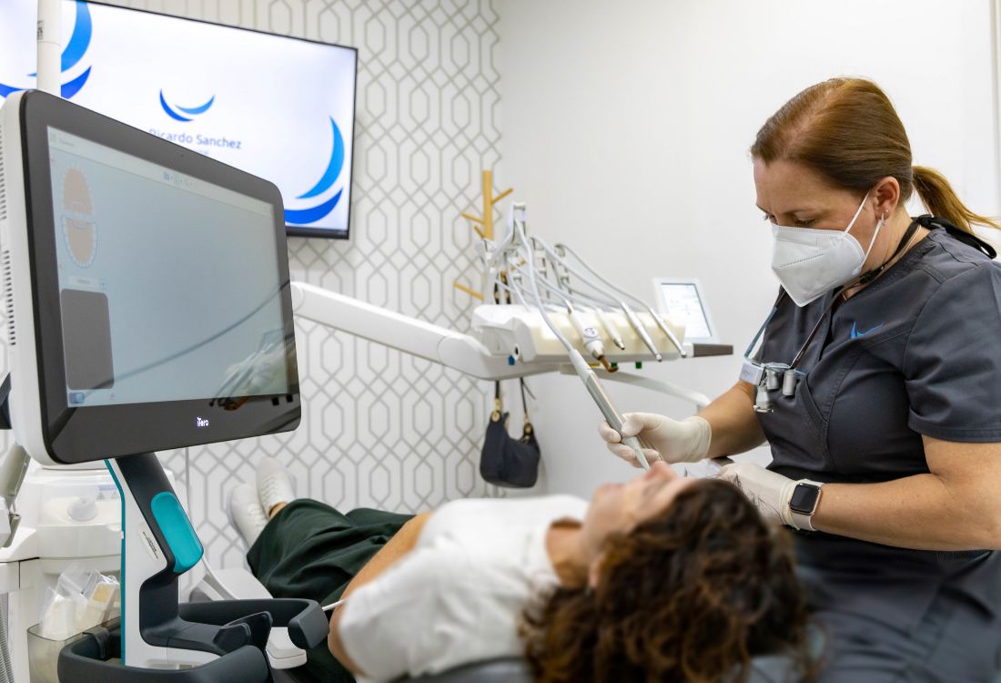 Clínica Dental Ricardo Sánchez Clínica Dental Ricardo Sánchez