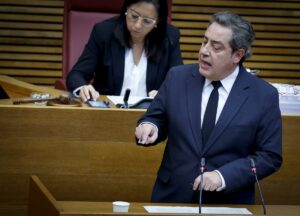 El portavoz de Vox en Les Corts, José María Llanos. (Foto: José Cuéllar/Corts Valencianes)