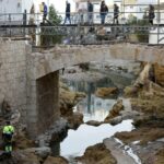 Aspecto del puente de la localidad valenciana de Chiva tras la tragedia de la DANA. EFE/ Kai Försterling