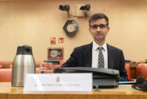 El periodista y abogado, José Pablo López Sánchez, durante la comisión consultiva de nombramientos para la elección de los miembros del Consejo de Administración y del Presidente de la Corporación RTVE / Foto: Eduardo Parra - Europa Press