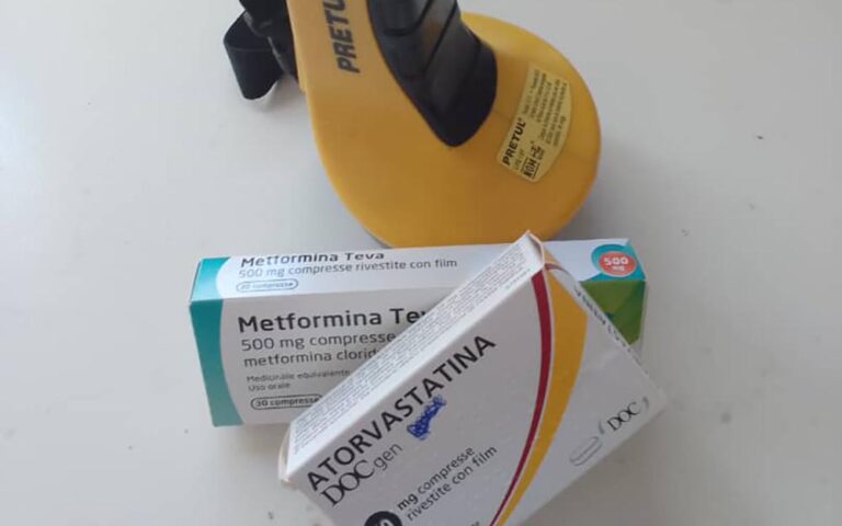 Atorvastatina y Metformina
