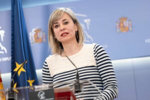 La portavoz de Sumar en el Congreso, Verónica Martínez, durante una rueda de prensa anterior a la Junta de Portavoces, en el Congreso de los Diputados, a 11 de febrero de 2025, en Madrid (España) (Foto: Diego Radamés - Europa Press)