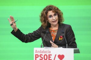 La vicepresidenta primera y ministra de Hacienda, María Jesús Montero (Foto: María José López - Europa Press)