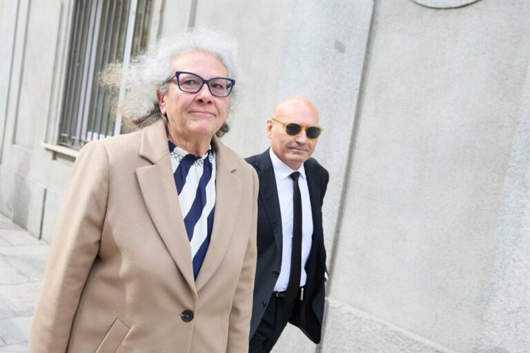 La empresaria Carmen Pano a su salida de declarar en el Tribunal Supremo (Foto: Jesús Hellín - Europa Press)