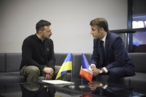 Volodimir Zelenski y Emmanuel Macron (Foto: Europa Press/Contacto/Ukraine Presidency/Ukrainian)