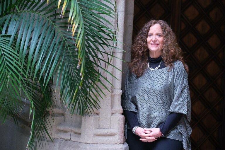 Dafna Feinholz participó en Barcelona en una jornada dedicada a la ciencia cuántica, enmarcada en la celebración del año dedicado a esta materia. / Andreu Puig