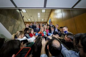 La consejera de Economía y Hacienda de la Comunidad de Madrid, Rocío Albert, atiende a los medios de comunicación a su salida del Consejo de Política Fiscal y Financiera (CPFF), en la sede del Ministerio, a 26 de febrero de 2025, en Madrid (España) (Foto: A. Pérez Meca - Europa Press)