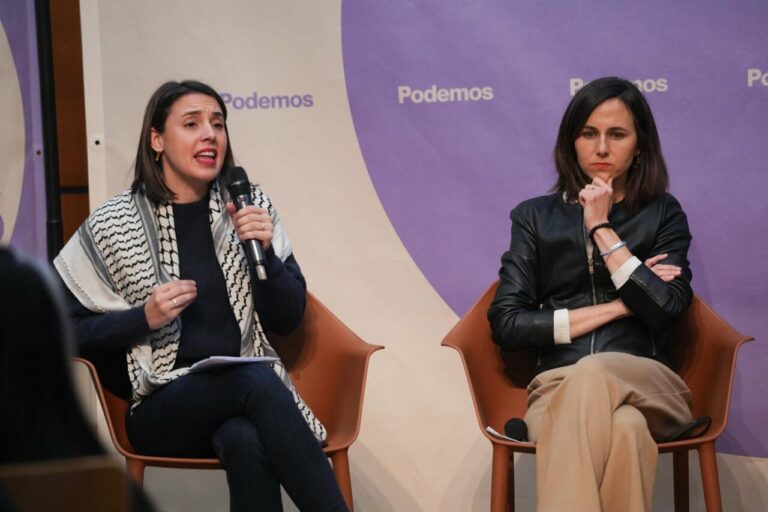 La secretaria política de Podemos, Irene Montero y la secretaria general de Podemos, Ione Belarra (Foto: Jorge Gil - Europa Press)