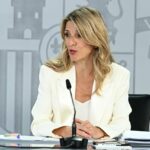 La vicepresidenta segunda y ministra de Trabajo y Economía Social, Yolanda Díaz, en la rueda de prensa tras el Consejo de Ministros. (Foto: Pool Moncloa/ Borja Puig de la Bellacasa)