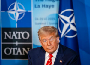 El presidente de EEUU, Donald Trump, en la cumbre de la OTAN en La Haya. (Foto: NATO/Martijn Beekman)