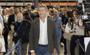 El presidente del PP, Alberto Núñez Feijóo, a su llegada al XXI Congreso Nacional del Partido Popular (Foto: Eduardo Parra - Europa Press)