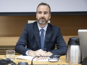 El presidente del FROB, Álvaro López Barceló, en una comparecencia en el Congreso. (Foto: Congreso)