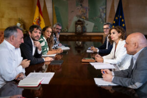 Imagen de la reunión de la comisión de seguimiento del pacto del Gobierno Foto PSOE Eugenia Morago