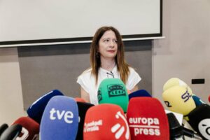 La exmilitante socialista Leire Díez durante una rueda de prensa en Madrid. (Foto: Carlos Luján - Europa Press – Archivo)