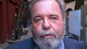 Carlos Carnicero