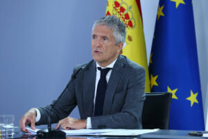 El ministro del Interior, Fernando Grande-Marlaska, en una rueda de prensa posterior al Consejo de Ministros. (Foto: Moncloa)