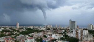 Tromba marina en La Habana