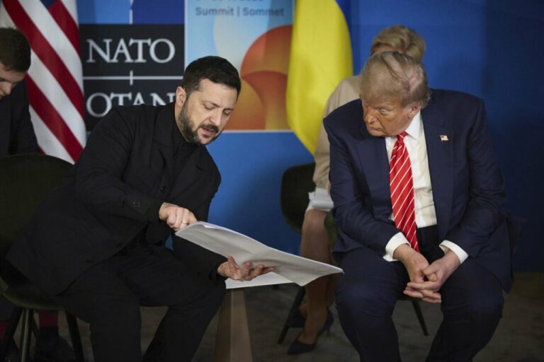 El presidente de Estados Unidos, Donald Trump, y su homólogo ucraniano, Volodimir Zelenski - Europa Press/Contacto/Ukraine Presidency/Ukrainian