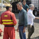 El presidente del Gobierno, Pedro Sánchez, durante su visita al Puesto de Mando Avanzado del invendio de Jarilla (Foto: Carlos Criado - Europa Press)