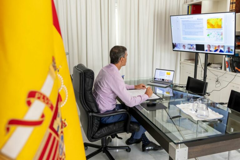 Pedro Sánchez preside la reunión del CECOD (Comité Estatal de Coordinación y Dirección del Plan Estatal de Emergencias). (Foto: Pool Moncloa)