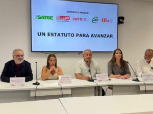 Imagen de la rueda de prensa conjunta celebrada por los sindicatos del Ámbito de Negociación del SNS. (Foto: CCOO)