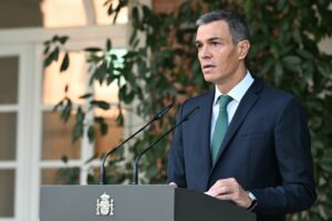 El presidente del Gobierno, Pedro Sánchez, en su declaración institucional para anunciar nuevas medidas contra el genocidio en Gaza. (Foto: Pool Moncloa/Borja Puig de la Bellacasa)