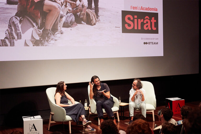 El director de Sirat, Oliver Laxe, en una proyección de la película en la Academia de Cine. (Foto: Academia de Cine)
