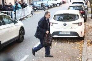 El exministro José Luis Abalos a su llegada al Tribunal Supremo. (Foto: Eduardo Parra - Europa Press)