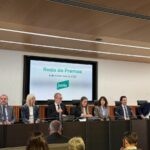 La portavoz de Junts en el Congreso, Miriam Nogueras, junto al resto de diputados del partido. (Foto: Junts)