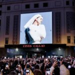 Multitud de fans con teléfonos móviles en el lanzamiento de Lux de Rosalía.