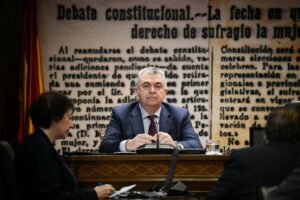 Imagen de archivo de Santos Cerdán en la comisión de Investigación sobre el ‘caso Koldo’. (Foto: Fernando Sánchez - Europa Press)