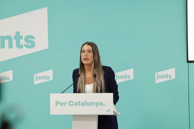 La portavoz de Junts en el Congreso, Míriam Nogueras, en la rueda de prensa. (Foto: Junts)