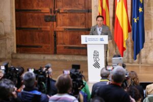 El presidente de la Generalitat, Juanfran Pérez Llorca, en una comparecencia ante los medios. (Foto: Generalitat Valenciana)