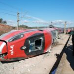 Los Reyes visitan la zona del accidente ferroviario ocurrido en Adamuz (C&oacute;rdoba). (Foto: Casa Real)