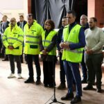 El presidente del Gobierno, Pedro Sánchez, en una declaración ante los medios tras visitar la zona afectada por el accidente ferroviario de Adamuz. (Foto: Moncloa)