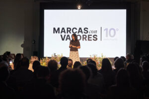 Marta Gonz&aacute;lez-Moro, CEO de 21gramos, en la presentaci&oacute;n del estudio &lsquo;Marcas con Valores (2026): Sentido de futuro&rsquo;.