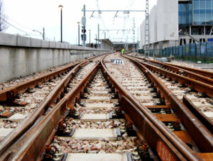 Im&aacute;genes de unas v&iacute;as de tren. (Foto: Adif)